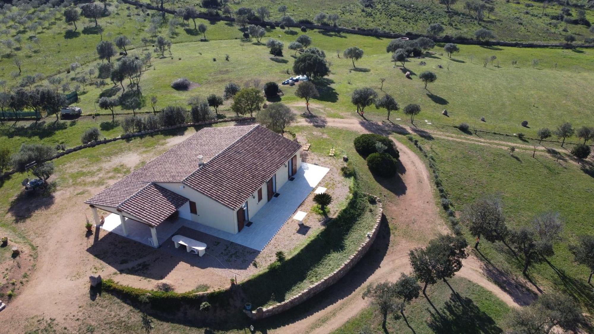 Molti Mari B&B Resort Olbia Ngoại thất bức ảnh