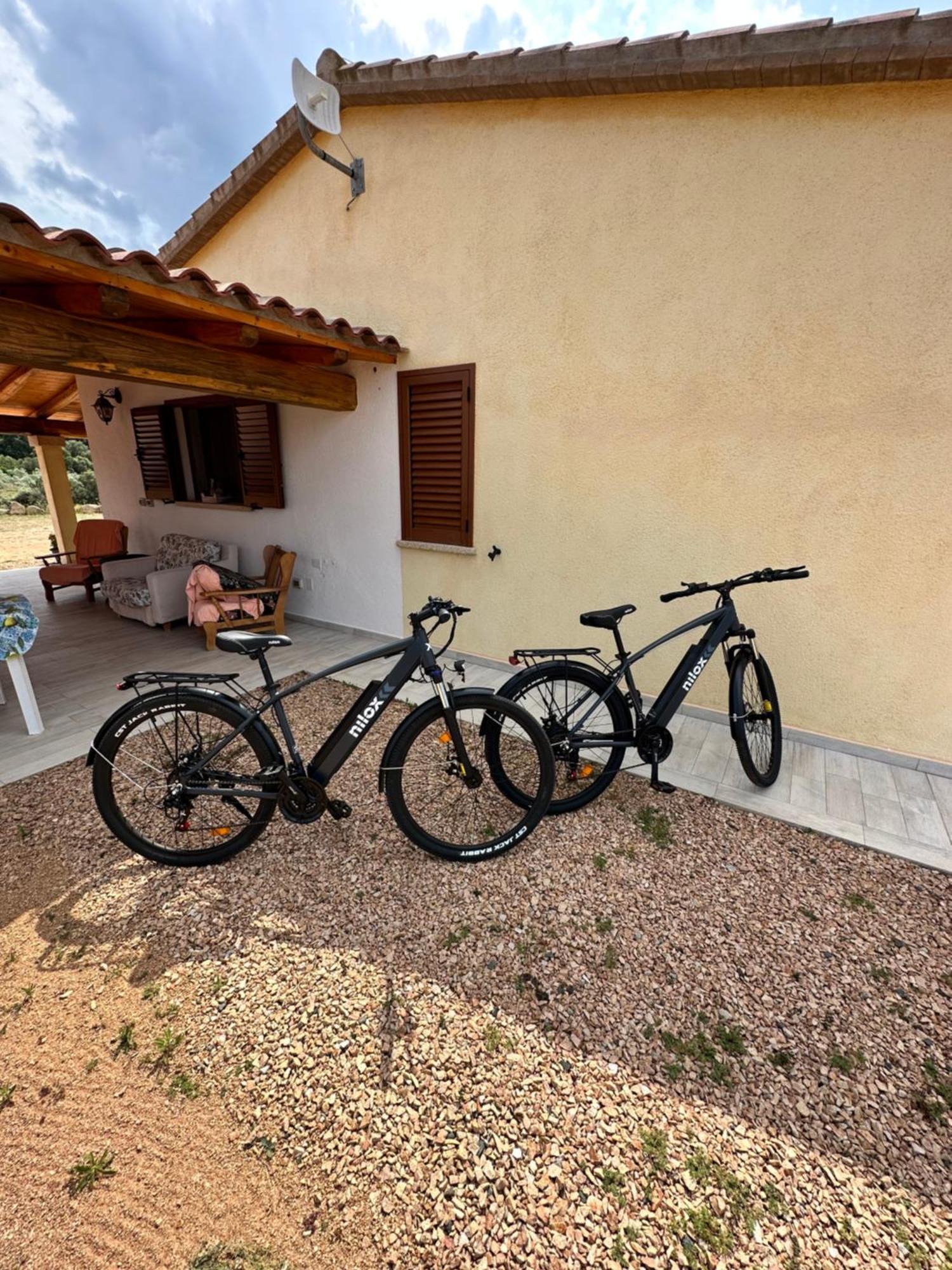 Molti Mari B&B Resort Olbia Ngoại thất bức ảnh