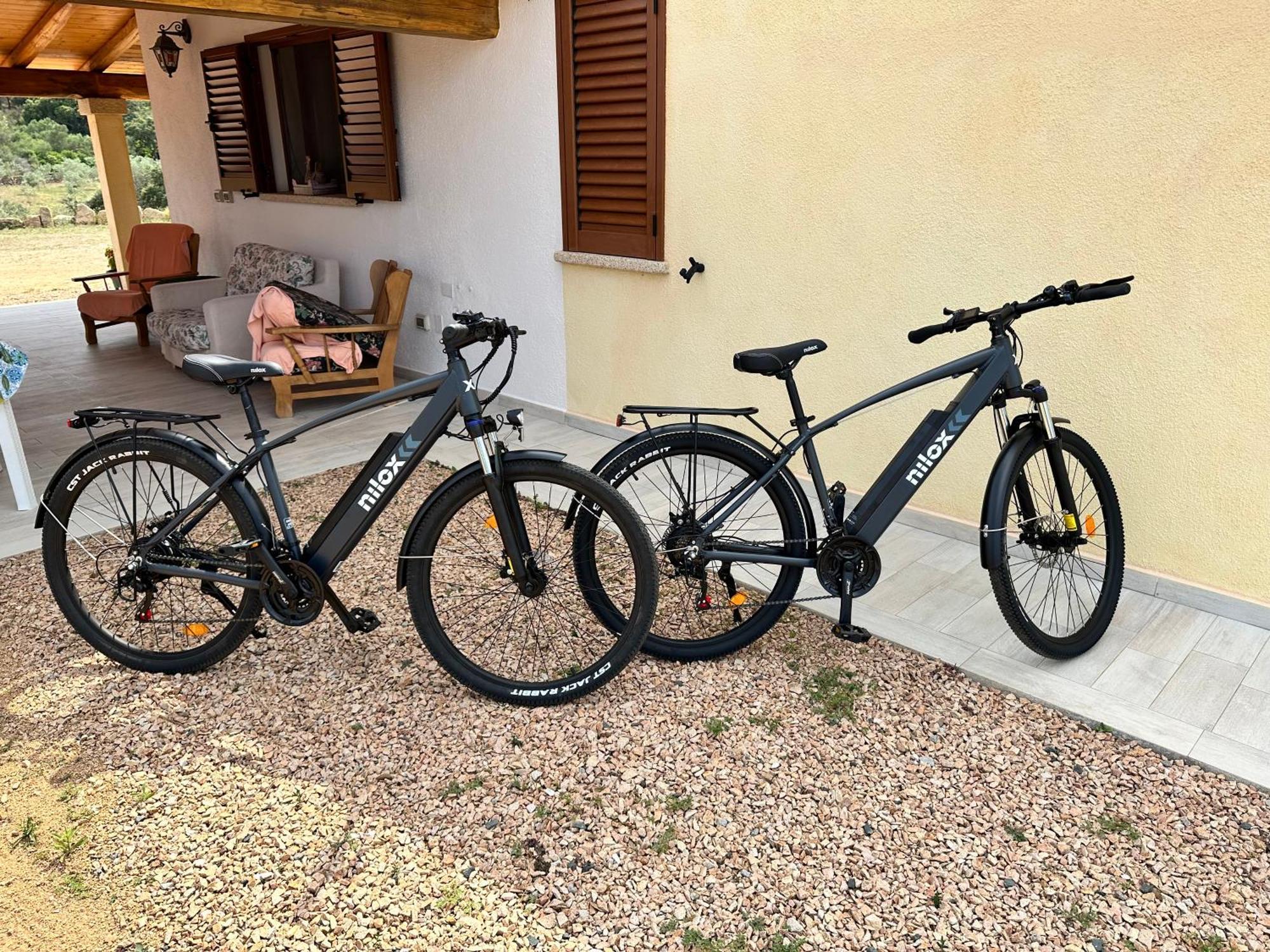 Molti Mari B&B Resort Olbia Ngoại thất bức ảnh