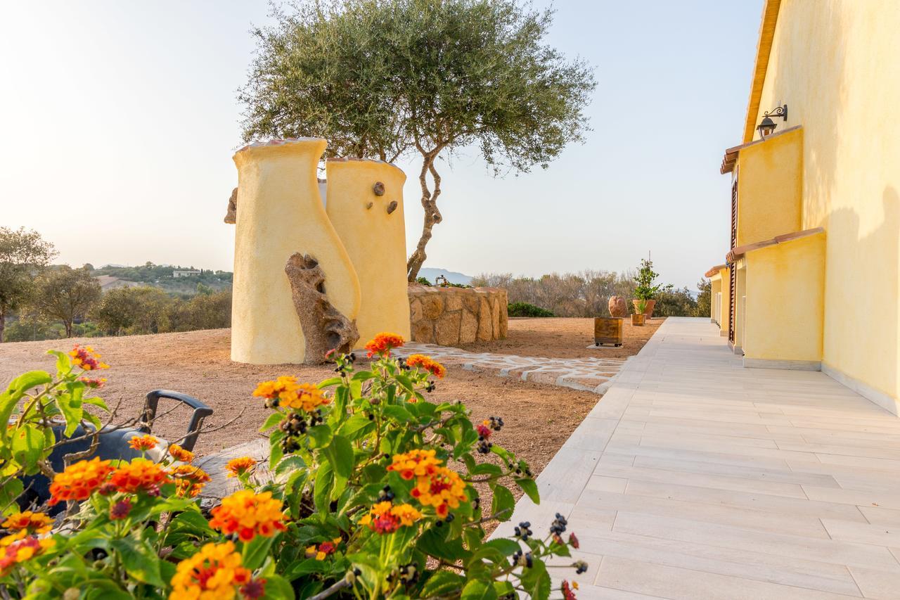 Molti Mari B&B Resort Olbia Ngoại thất bức ảnh